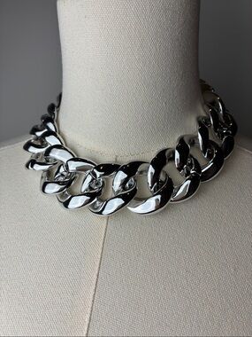 Chunky Silver Chain Link Choker Necklace - very lightweight plastic material